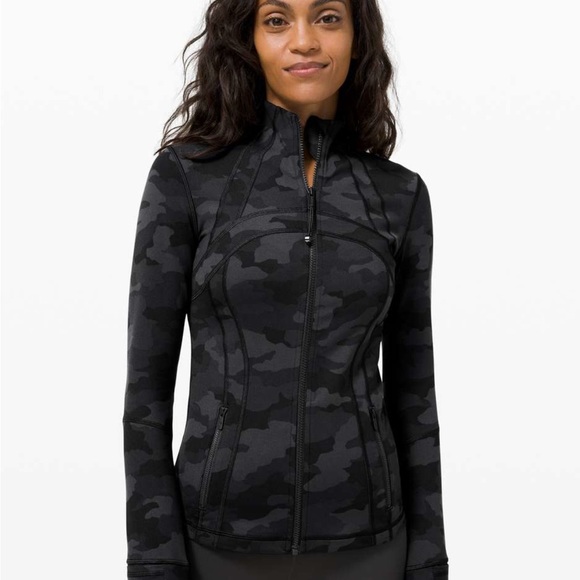 Lululemon Define Jacket Black Camo - new without tag! - Picture 4 of 4